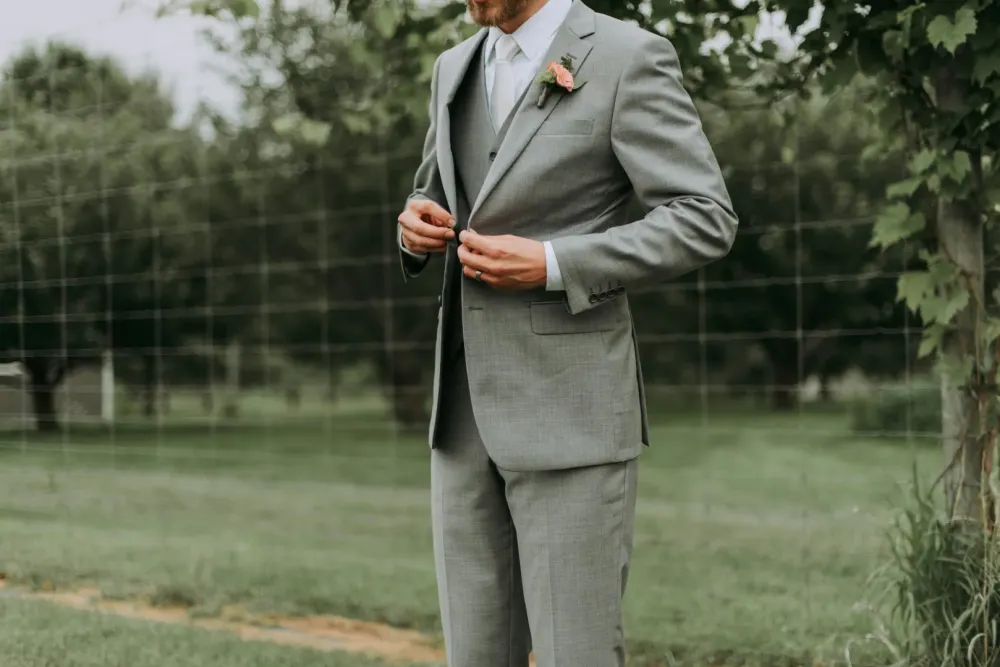 Costumes homme modernes près de Jarny